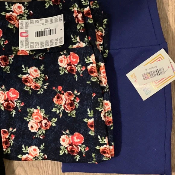 Lula Roe - Picture 5 of 5